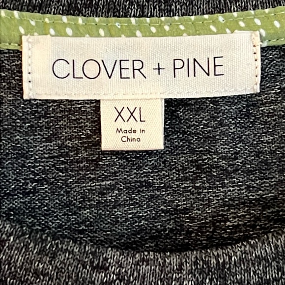 HE IS RISEN Shirt * Soft & Stretchy Top size XXL Ladies Teens LAMB CROSS ORCHID - Picture 3 of 10